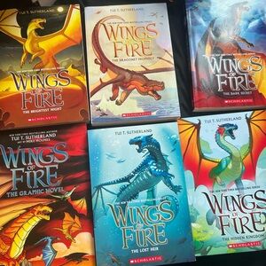 Scholastic Wings of Fire Book Set and graphic novel for book 1